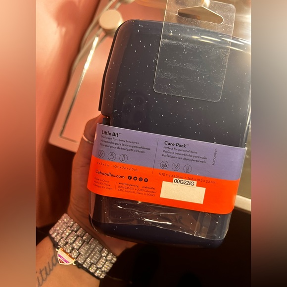 Caboodle care pack - Picture 1 of 2